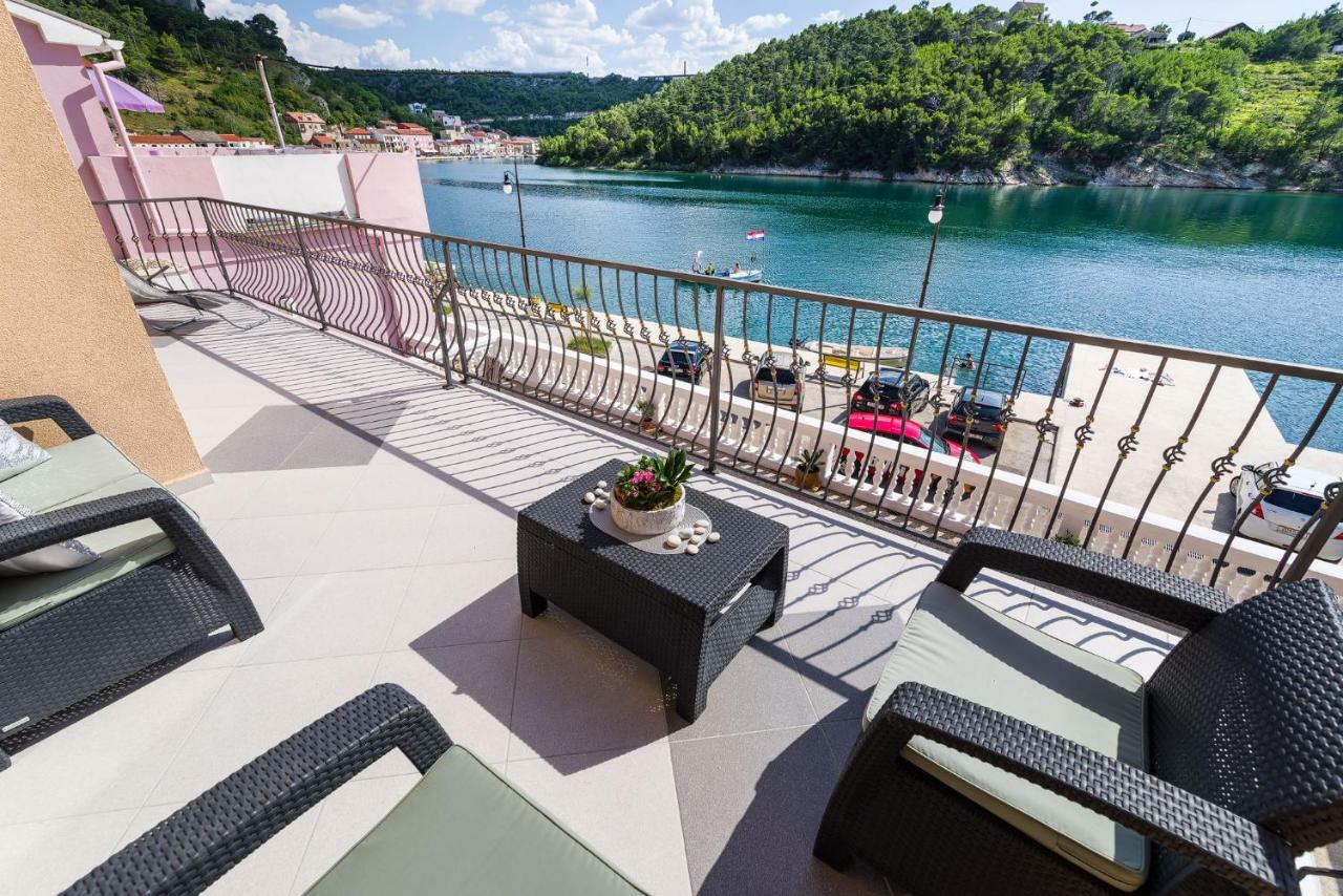 Apartment Newcity Novigrad  Ngoại thất bức ảnh