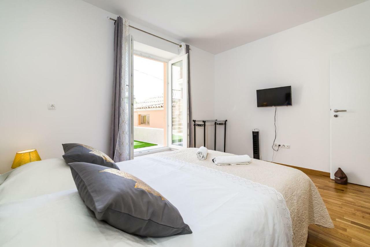 Apartment Newcity Novigrad  Ngoại thất bức ảnh